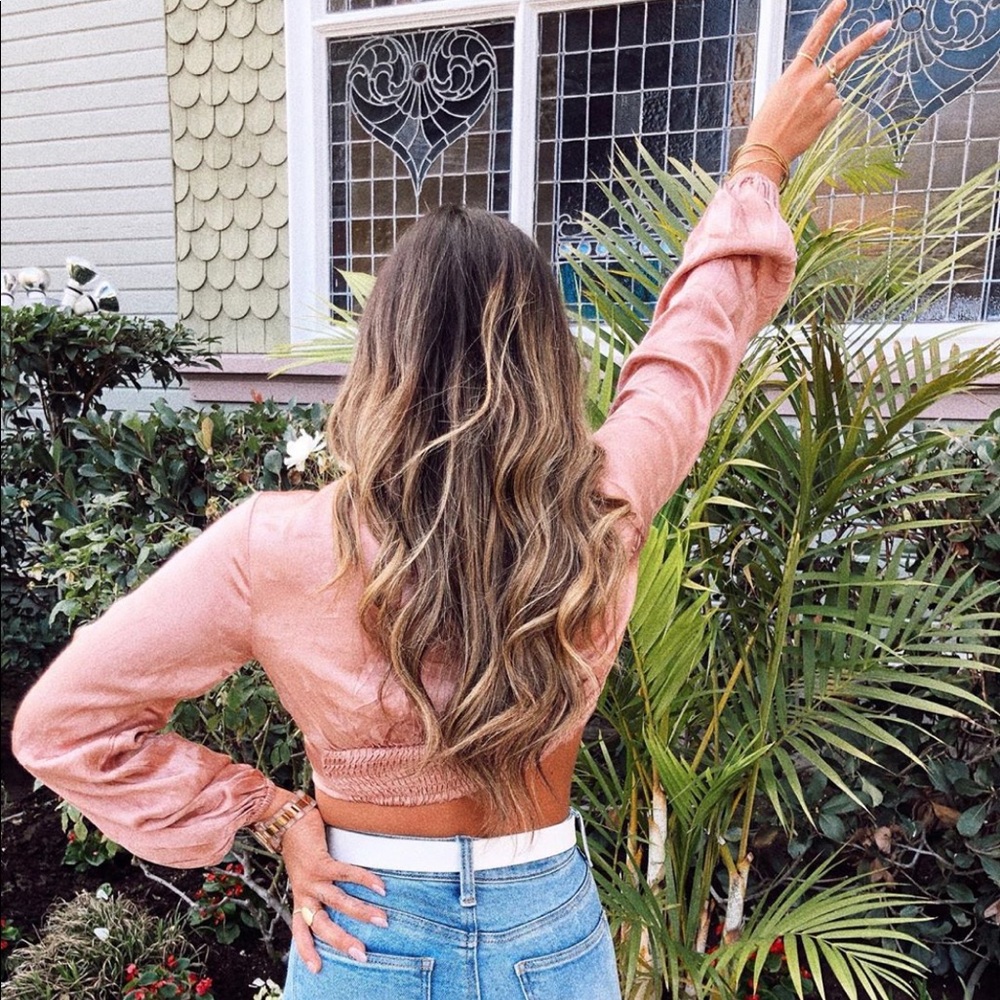 Cotton candy la satin floral long sleeve crop top - Picture 4 of 4